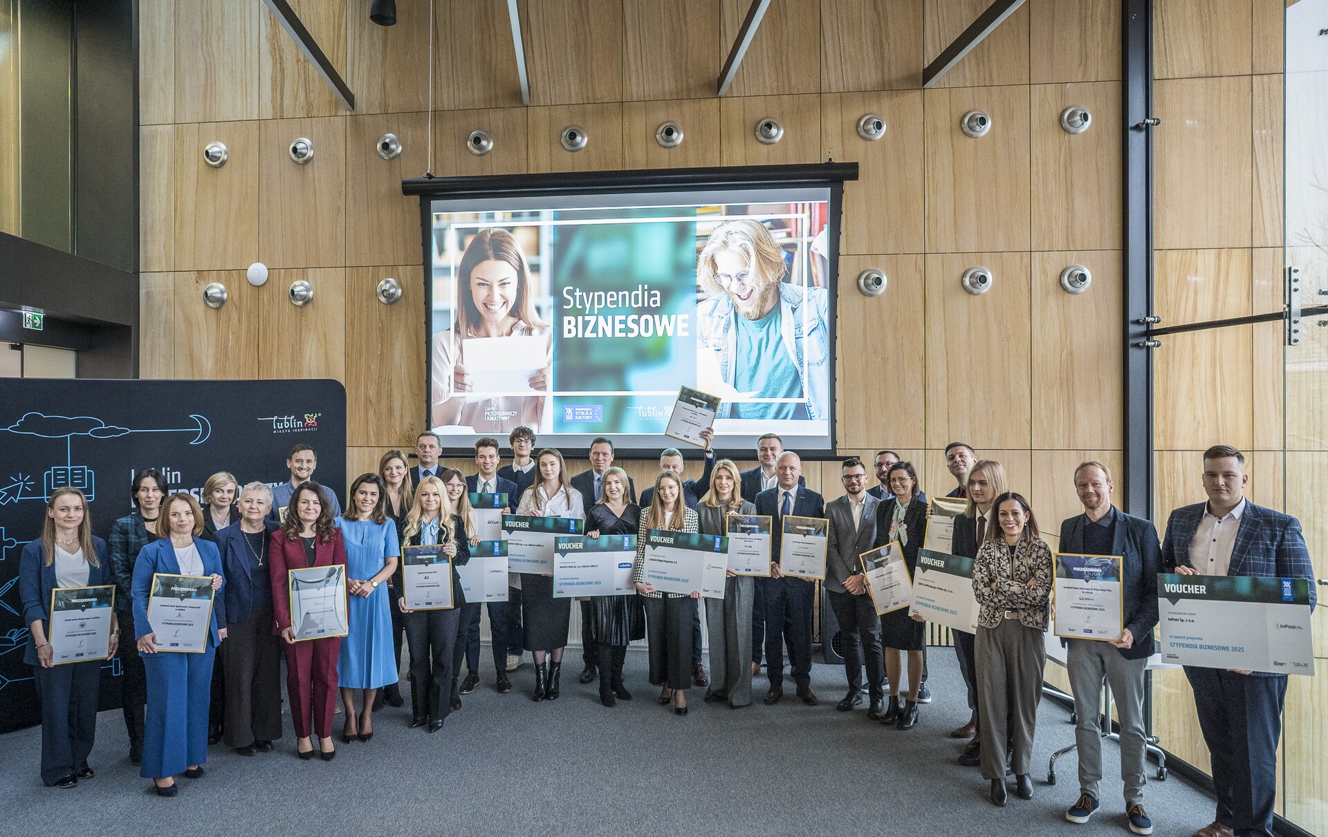 stypendia_biznesowe.jpg